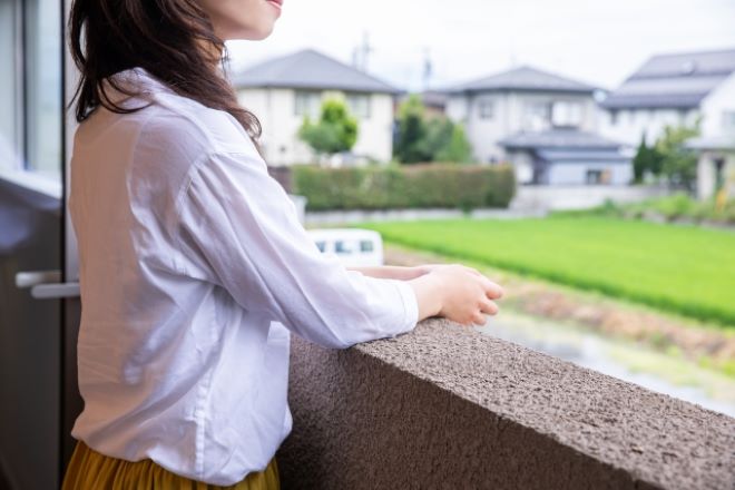 専業主婦の妻が急に働くと言い始めたことが気になったときにすべきこと｜探偵の回答