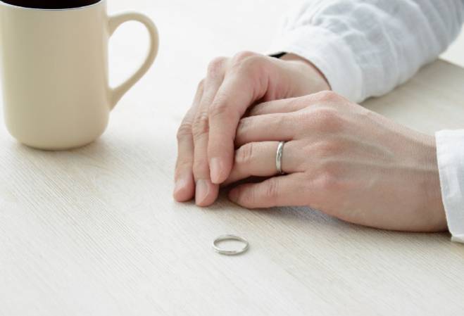 妻の浮気疑惑と離婚届不受理申出に悩む方へ