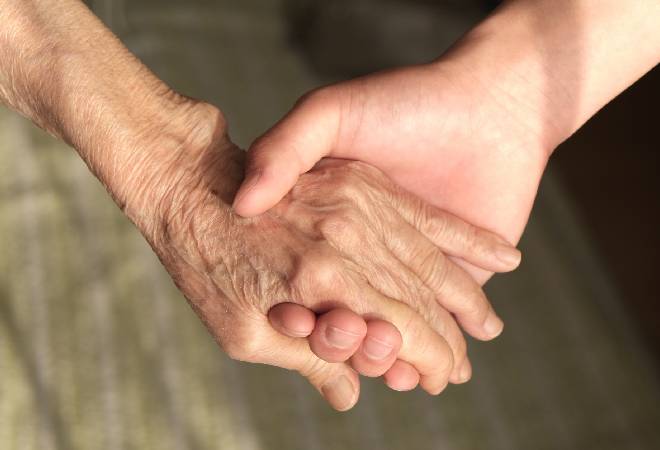 認知症の高齢者を、行方不明状態から無事保護したいご家族の方へ。