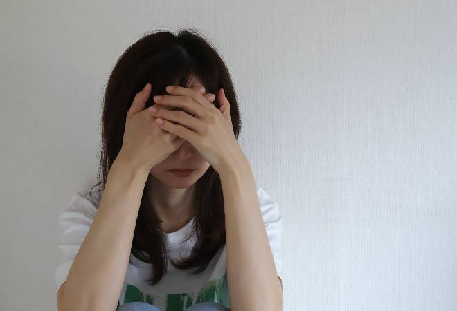 突然疎遠になった友人の背景に、モラハラ夫の関与を心配するあなたへ。