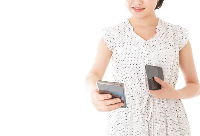 謎の男性の正体と妹との関係性を明らかにし、送金を食い止めたいご家族の方へ。