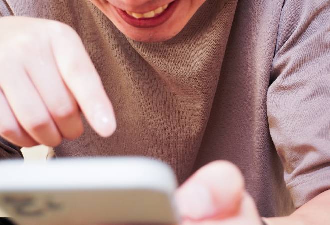 娘の写真付きの私立女子校制服の高額転売から、娘を守りたい親御さんへ。