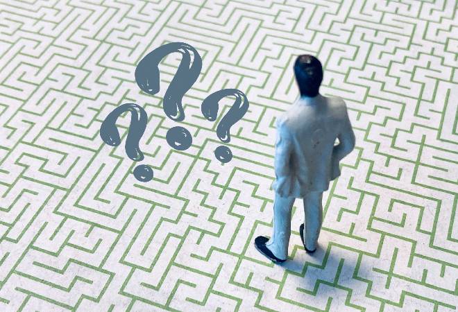 休みがちな新入社員のヘルプマークの対応に苦慮している管理職、人事担当者へ。