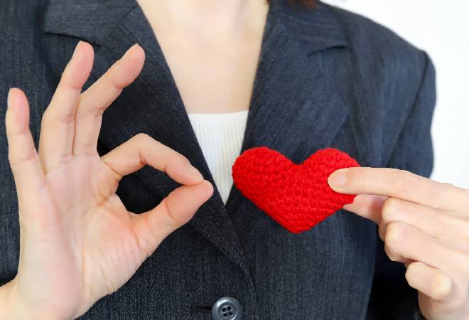 女性社員のヘルプマークによる社内ハラスメント被害を調べたい責任者の方へ。