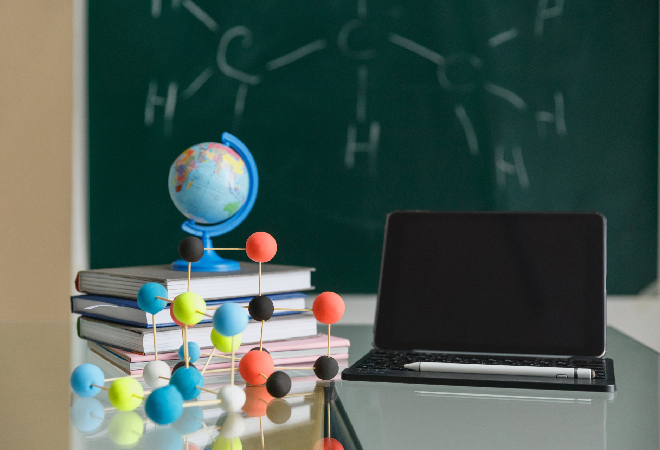 学校貸与タブレットを使用して、わいせつ動画を拡散した犯人の証拠を集めたい責任者の方へ。