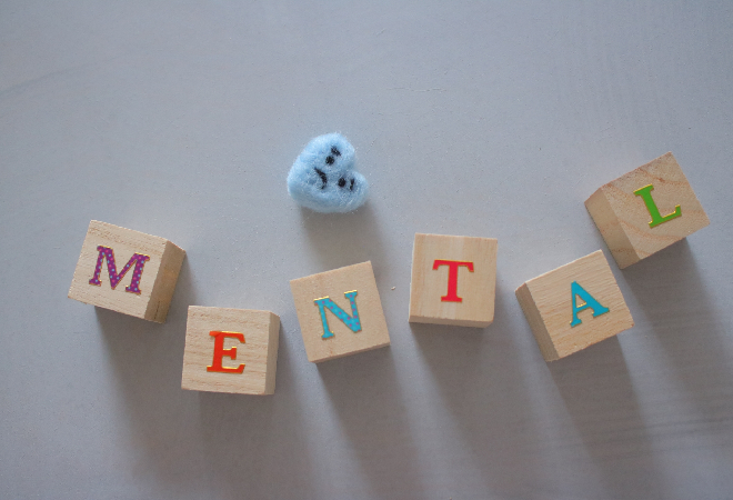 メンタル不調で休職中の社員の傷病手当金と、就労実態を確認したい経営者・人事担当者へ。