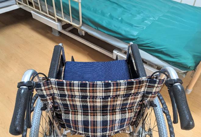 高齢者虐待の通報をためらっている…|30代男性からの調査相談。