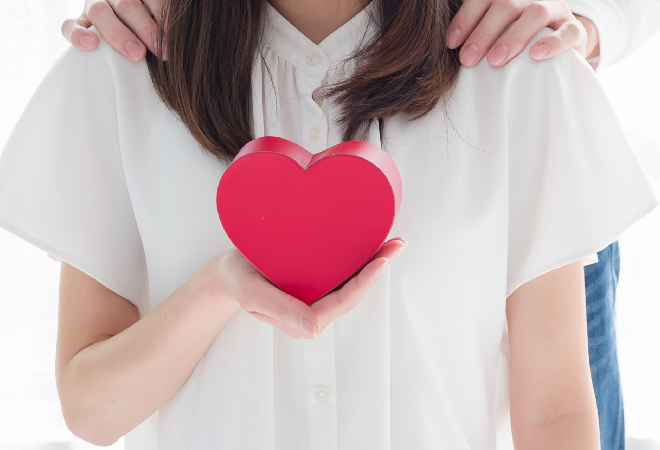 娘のホスト寮での寝泊まりする理由は、交際か金銭トラブルかを見極めたい親御さんへ。