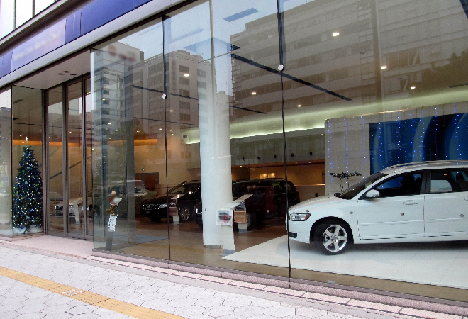 自動車販売店での従業員による売上・在庫車両・契約に関する不正を調べたい経営者の方へ。