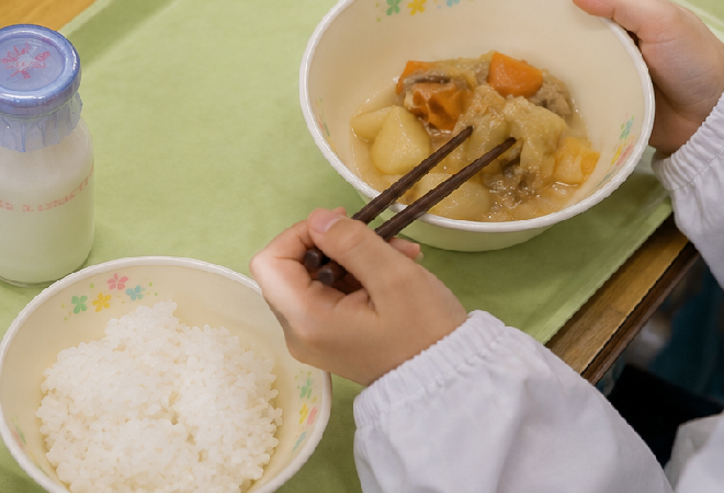 小学校で給食費未払いの親に対応したい校長へ。